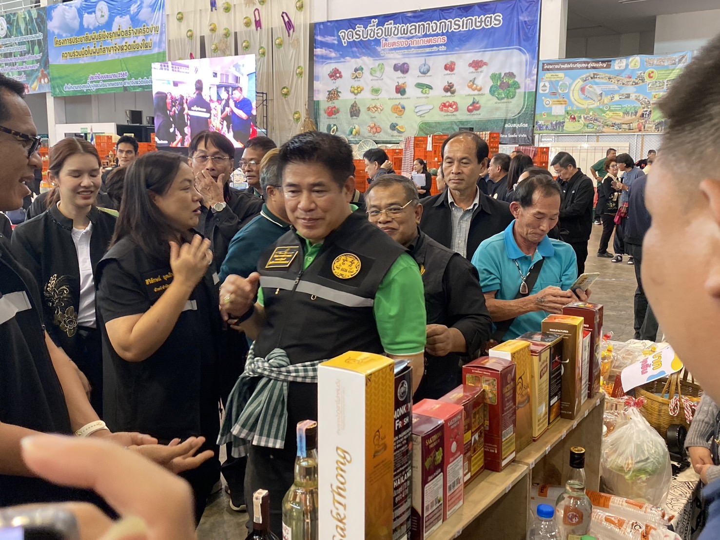 title - ส.ป.ก.ร่วมติดตาม รองนายกรัฐมนตรี และรัฐมนตรีว่าการกระทรวงเกษตรและสหกรณ์ (ร้อยเอก ธรรมนัส พรหมเผ่า) ลงพื้นที่ตรวจราชการในพื้นที่จังหวัดเชียงใหม่